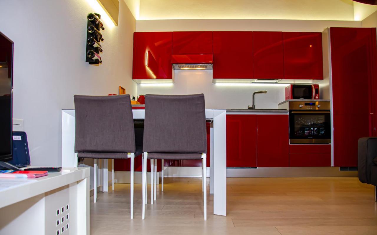 Holiday House Viola Tirano Luaran gambar