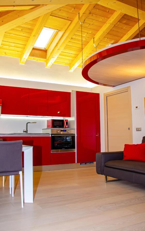 Holiday House Viola Tirano Luaran gambar